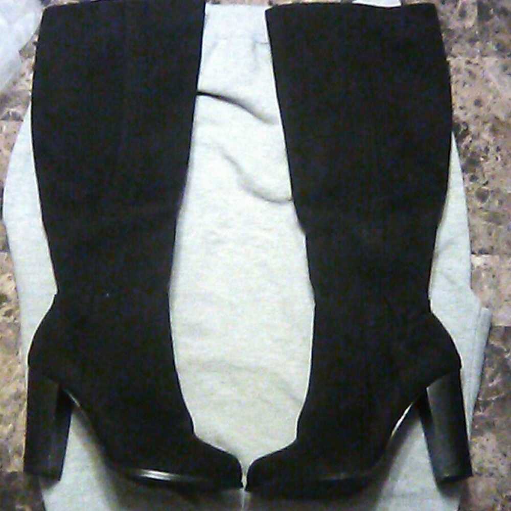 Black suede heeled boots